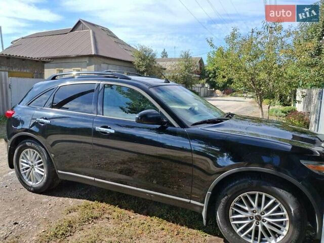 Черный Инфинити FX 35, объемом двигателя 3.5 л и пробегом 310 тыс. км за 8700 $, фото 1 на Automoto.ua