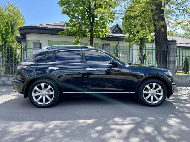 Чорний Інфініті FX 35, об'ємом двигуна 3.5 л та пробігом 176 тис. км за 7700 $, фото 2 на Automoto.ua