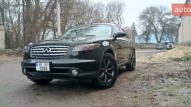 Черный Инфинити FX 35, объемом двигателя 3.5 л и пробегом 217 тыс. км за 7500 $, фото 12 на Automoto.ua