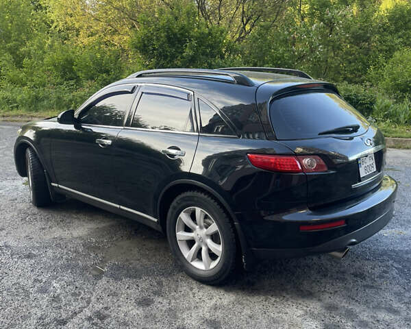 Черный Инфинити FX 35, объемом двигателя 3.5 л и пробегом 320 тыс. км за 8000 $, фото 4 на Automoto.ua