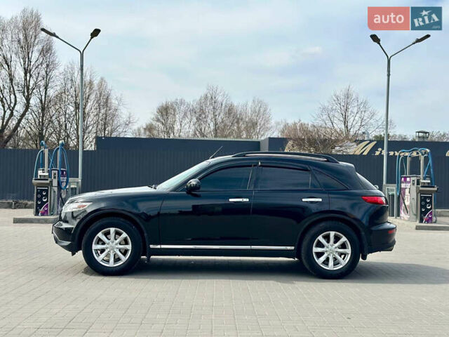 Черный Инфинити FX 35, объемом двигателя 3.5 л и пробегом 167 тыс. км за 8888 $, фото 2 на Automoto.ua
