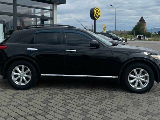 Чорний Інфініті FX 35, об'ємом двигуна 3.5 л та пробігом 220 тис. км за 8200 $, фото 7 на Automoto.ua