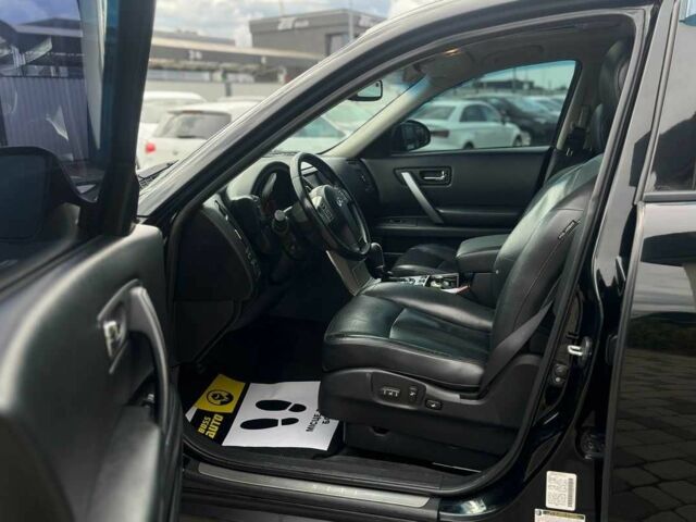 Чорний Інфініті FX 35, об'ємом двигуна 3.5 л та пробігом 220 тис. км за 8200 $, фото 14 на Automoto.ua