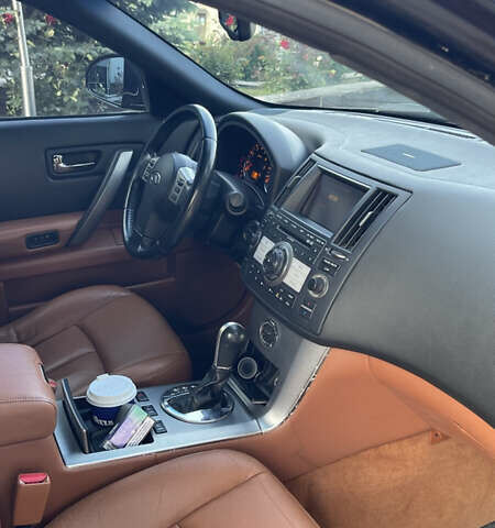 Черный Инфинити FX 35, объемом двигателя 3.5 л и пробегом 93 тыс. км за 9500 $, фото 10 на Automoto.ua