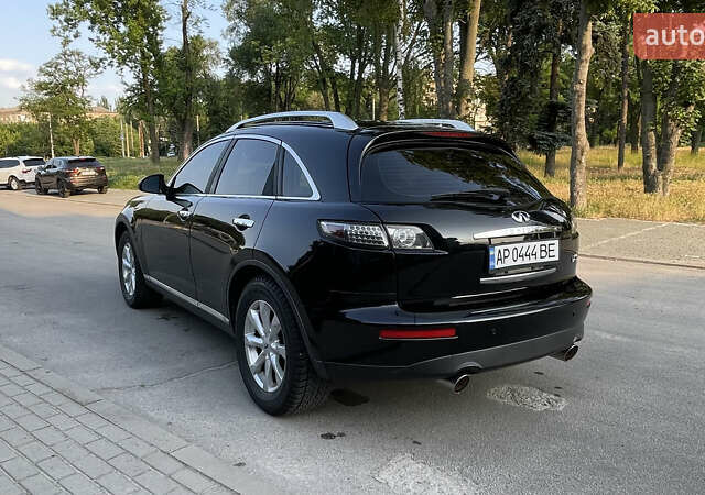 Черный Инфинити FX 35, объемом двигателя 3.5 л и пробегом 93 тыс. км за 9500 $, фото 5 на Automoto.ua