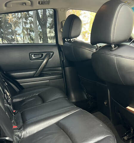 Черный Инфинити FX 35, объемом двигателя 3.5 л и пробегом 230 тыс. км за 7999 $, фото 17 на Automoto.ua