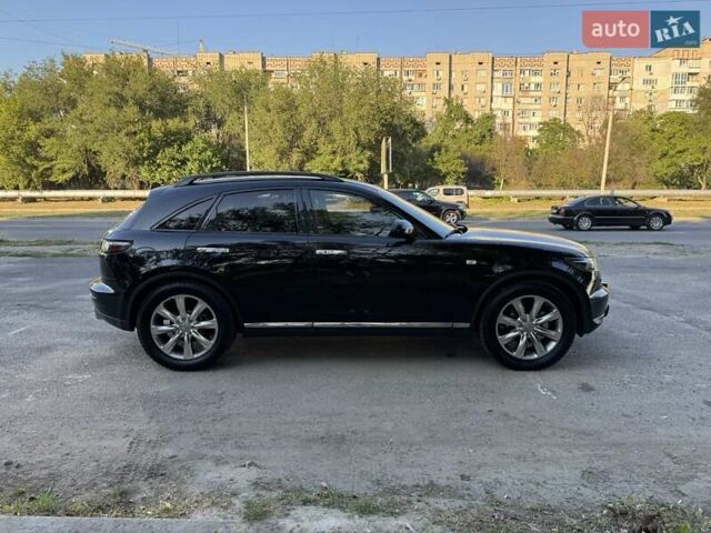 Черный Инфинити FX 35, объемом двигателя 3.5 л и пробегом 202 тыс. км за 10500 $, фото 4 на Automoto.ua