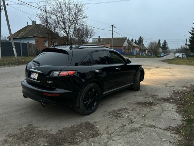 Черный Инфинити FX 35, объемом двигателя 3.5 л и пробегом 220 тыс. км за 11500 $, фото 4 на Automoto.ua