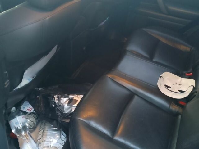 Черный Инфинити FX 35, объемом двигателя 3.5 л и пробегом 235 тыс. км за 8500 $, фото 5 на Automoto.ua