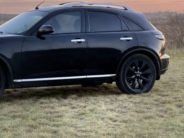 Черный Инфинити FX 35, объемом двигателя 3.5 л и пробегом 234 тыс. км за 10300 $, фото 11 на Automoto.ua