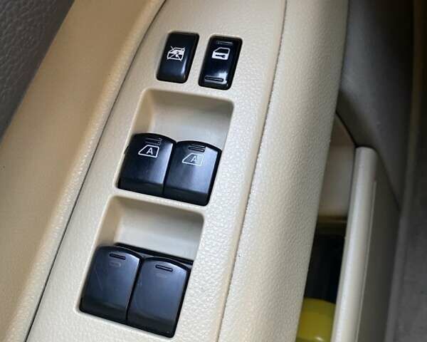 Черный Инфинити FX 35, объемом двигателя 3.5 л и пробегом 190 тыс. км за 9300 $, фото 6 на Automoto.ua