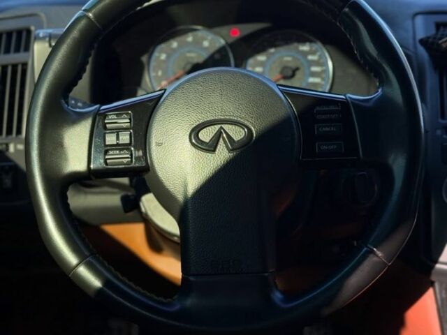 Чорний Інфініті FX 35, об'ємом двигуна 3.5 л та пробігом 180 тис. км за 10500 $, фото 11 на Automoto.ua