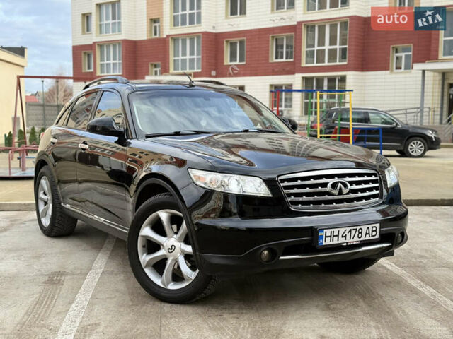 Черный Инфинити FX 35, объемом двигателя 3.5 л и пробегом 143 тыс. км за 9199 $, фото 1 на Automoto.ua