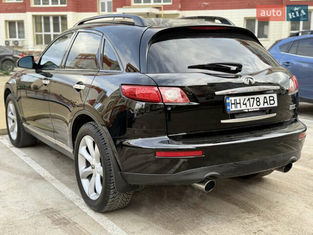 Черный Инфинити FX 35, объемом двигателя 3.5 л и пробегом 143 тыс. км за 9199 $, фото 7 на Automoto.ua