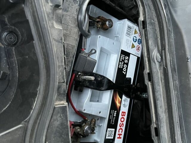 Черный Инфинити FX 35, объемом двигателя 3.5 л и пробегом 234 тыс. км за 10300 $, фото 15 на Automoto.ua