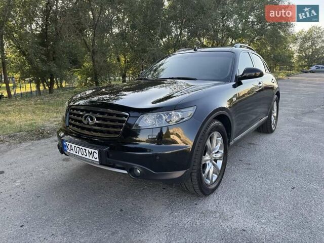 Черный Инфинити FX 35, объемом двигателя 3.5 л и пробегом 202 тыс. км за 10500 $, фото 6 на Automoto.ua