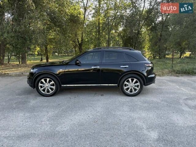 Черный Инфинити FX 35, объемом двигателя 3.5 л и пробегом 202 тыс. км за 10500 $, фото 2 на Automoto.ua