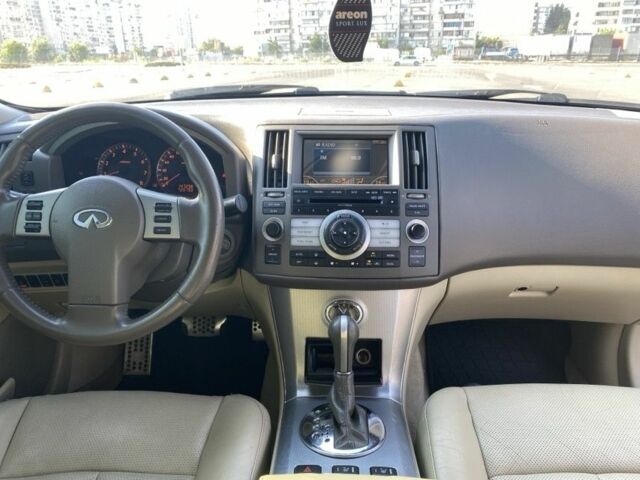 Инфинити FX 35 2007 в Киеве на Automoto.ua Черный Инфинити FX 35, объемом двигателя 3.5 л и пробегом 190 тыс. км за 9300 $, фото 8 на Automoto.ua