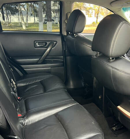 Черный Инфинити FX 35, объемом двигателя 3.5 л и пробегом 230 тыс. км за 7999 $, фото 16 на Automoto.ua