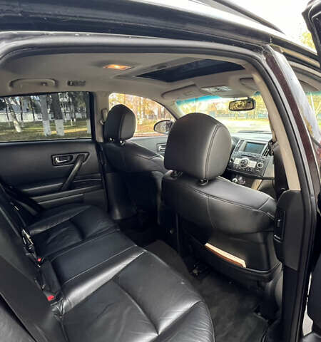 Черный Инфинити FX 35, объемом двигателя 3.5 л и пробегом 230 тыс. км за 7999 $, фото 15 на Automoto.ua