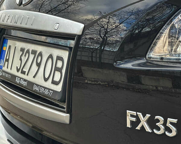 Черный Инфинити FX 35, объемом двигателя 3.5 л и пробегом 196 тыс. км за 9800 $, фото 9 на Automoto.ua