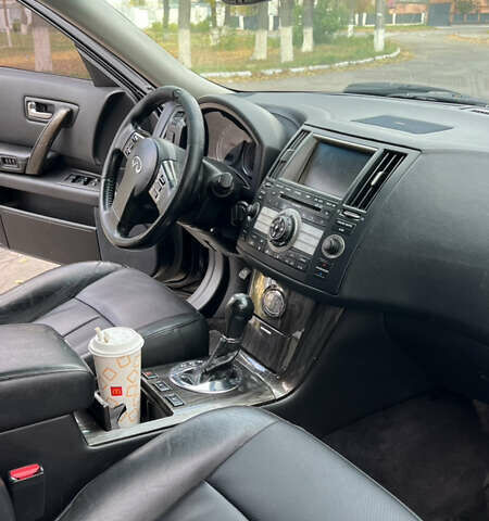 Черный Инфинити FX 35, объемом двигателя 3.5 л и пробегом 230 тыс. км за 7999 $, фото 13 на Automoto.ua