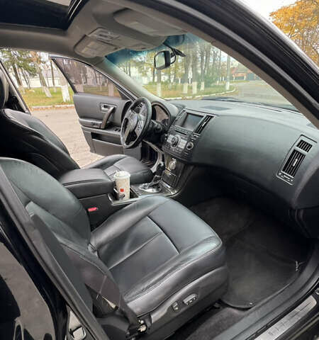 Черный Инфинити FX 35, объемом двигателя 3.5 л и пробегом 230 тыс. км за 7999 $, фото 12 на Automoto.ua