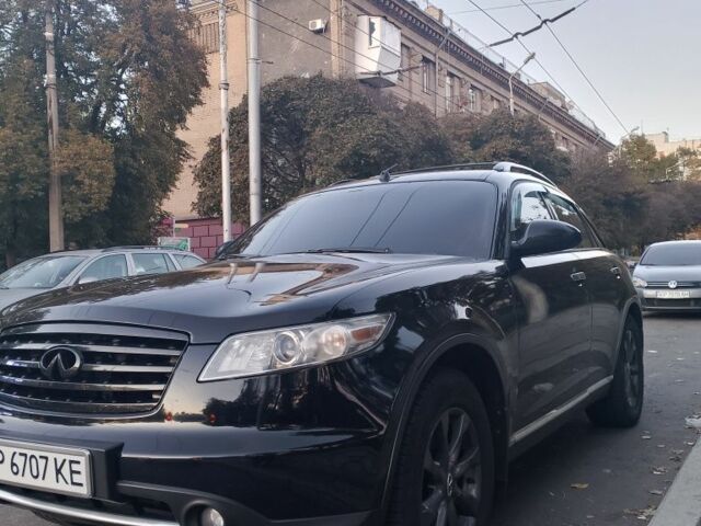 Черный Инфинити FX 35, объемом двигателя 3.5 л и пробегом 235 тыс. км за 8500 $, фото 7 на Automoto.ua