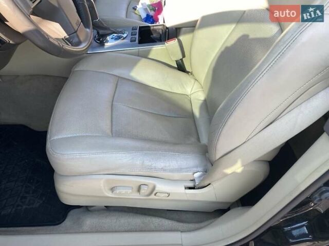 Черный Инфинити FX 35, объемом двигателя 3.5 л и пробегом 190 тыс. км за 9300 $, фото 8 на Automoto.ua