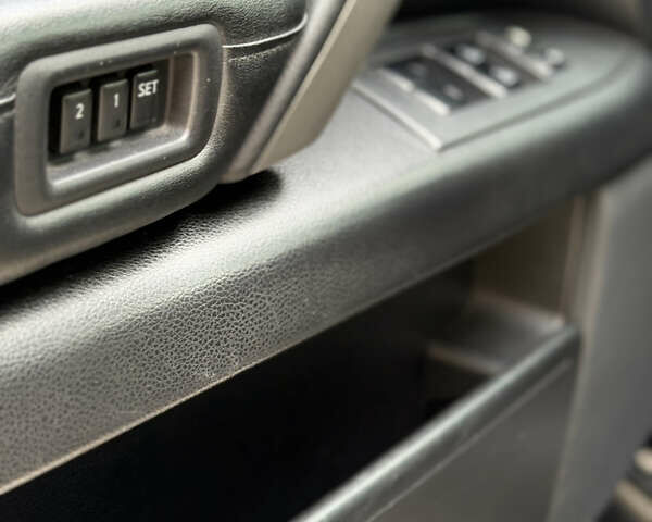 Черный Инфинити FX 35, объемом двигателя 3.5 л и пробегом 143 тыс. км за 9199 $, фото 11 на Automoto.ua