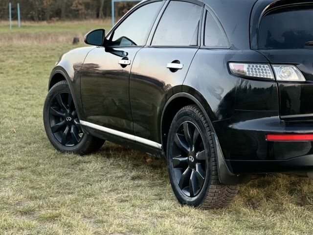 Черный Инфинити FX 35, объемом двигателя 3.5 л и пробегом 234 тыс. км за 10300 $, фото 13 на Automoto.ua