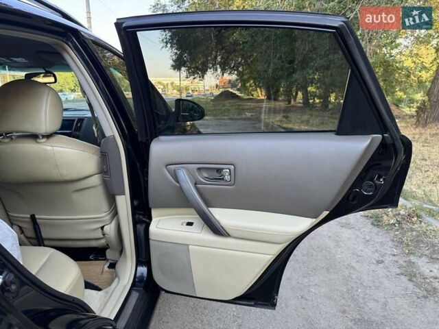 Черный Инфинити FX 35, объемом двигателя 3.5 л и пробегом 202 тыс. км за 10500 $, фото 27 на Automoto.ua