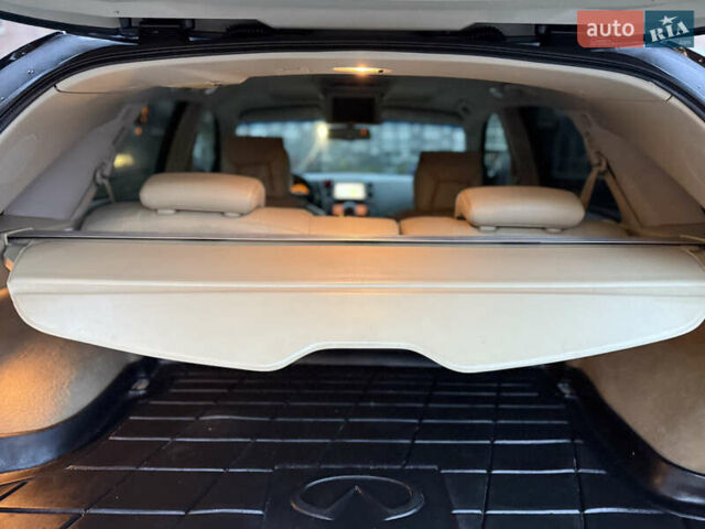 Чорний Інфініті FX 35, об'ємом двигуна 3.5 л та пробігом 177 тис. км за 8100 $, фото 50 на Automoto.ua