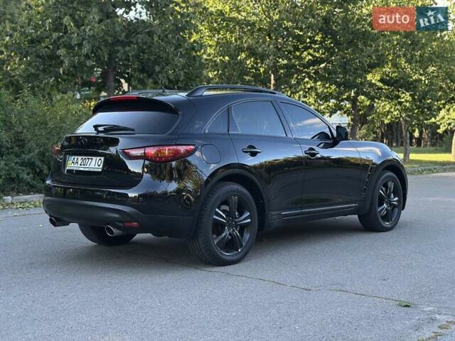 Черный Инфинити FX 35, объемом двигателя 0 л и пробегом 222 тыс. км за 11200 $, фото 30 на Automoto.ua