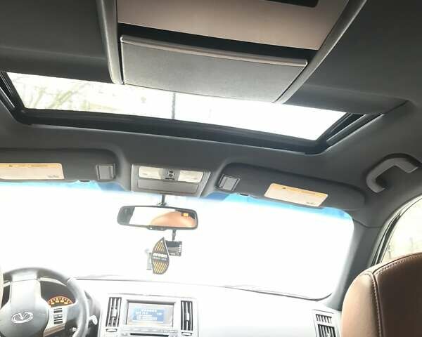 Черный Инфинити FX 35, объемом двигателя 3.5 л и пробегом 201 тыс. км за 11850 $, фото 13 на Automoto.ua