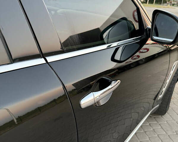 Черный Инфинити FX 35, объемом двигателя 3.5 л и пробегом 196 тыс. км за 13500 $, фото 15 на Automoto.ua