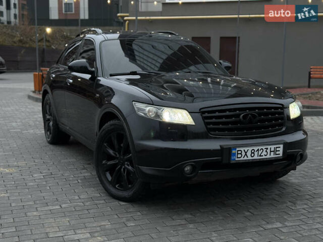 Чорний Інфініті FX 35, об'ємом двигуна 3.5 л та пробігом 177 тис. км за 8100 $, фото 1 на Automoto.ua
