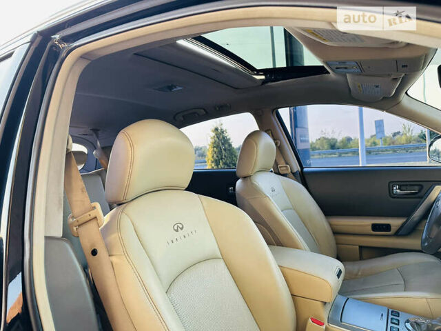 Черный Инфинити FX 35, объемом двигателя 3.5 л и пробегом 139 тыс. км за 9600 $, фото 18 на Automoto.ua