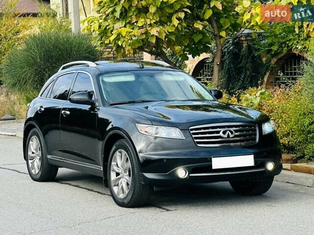 Черный Инфинити FX 35, объемом двигателя 3.5 л и пробегом 139 тыс. км за 9600 $, фото 37 на Automoto.ua