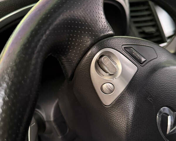 Черный Инфинити FX 35, объемом двигателя 3.5 л и пробегом 196 тыс. км за 13500 $, фото 20 на Automoto.ua