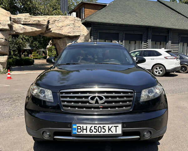 Черный Инфинити FX 35, объемом двигателя 3.5 л и пробегом 334 тыс. км за 9000 $, фото 1 на Automoto.ua