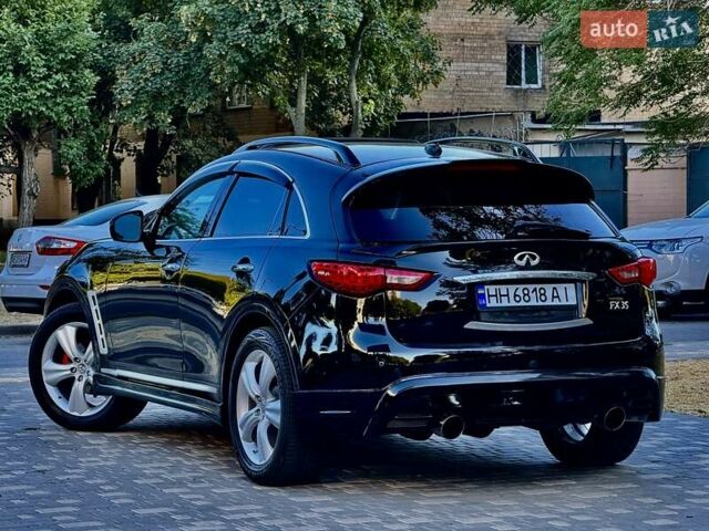 Черный Инфинити FX 35, объемом двигателя 3.5 л и пробегом 221 тыс. км за 11999 $, фото 2 на Automoto.ua