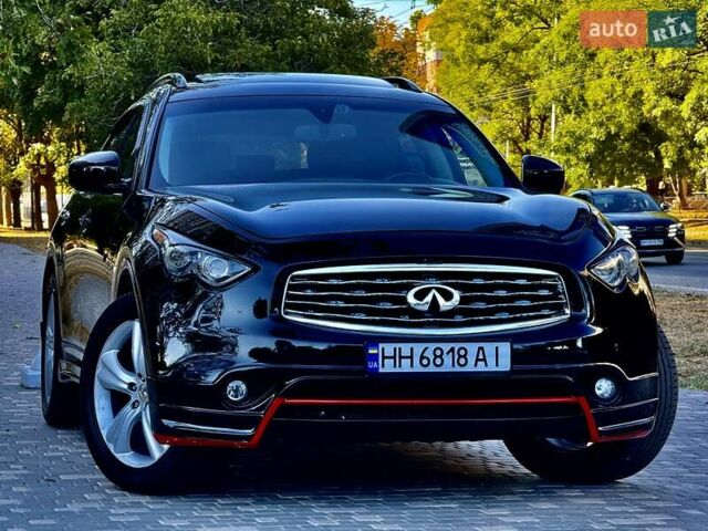 Черный Инфинити FX 35, объемом двигателя 3.5 л и пробегом 221 тыс. км за 11999 $, фото 16 на Automoto.ua