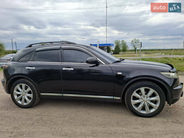 Черный Инфинити FX 35, объемом двигателя 3.5 л и пробегом 178 тыс. км за 11700 $, фото 2 на Automoto.ua
