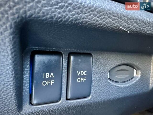 Черный Инфинити FX 35, объемом двигателя 3.5 л и пробегом 221 тыс. км за 11999 $, фото 39 на Automoto.ua