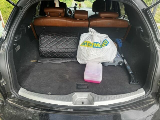 Черный Инфинити FX 35, объемом двигателя 3.5 л и пробегом 450 тыс. км за 7000 $, фото 5 на Automoto.ua