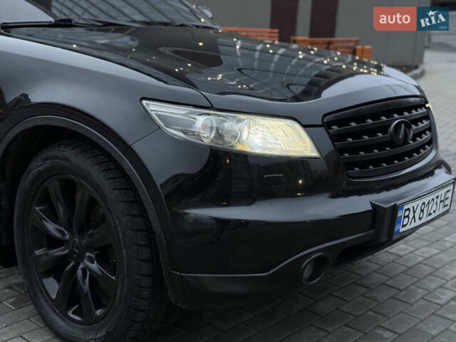 Чорний Інфініті FX 35, об'ємом двигуна 3.5 л та пробігом 177 тис. км за 8100 $, фото 8 на Automoto.ua