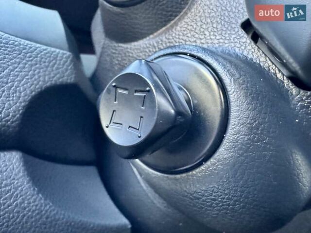 Черный Инфинити FX 35, объемом двигателя 3.5 л и пробегом 221 тыс. км за 11999 $, фото 23 на Automoto.ua