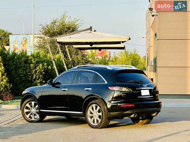 Черный Инфинити FX 35, объемом двигателя 3.5 л и пробегом 139 тыс. км за 9600 $, фото 35 на Automoto.ua