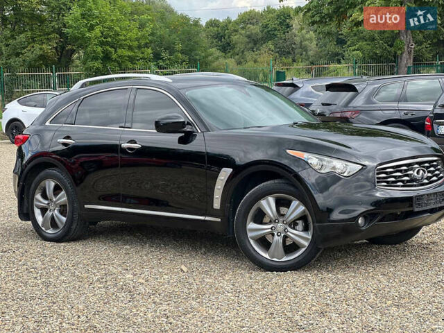 Черный Инфинити FX 35, объемом двигателя 3.5 л и пробегом 150 тыс. км за 13300 $, фото 3 на Automoto.ua